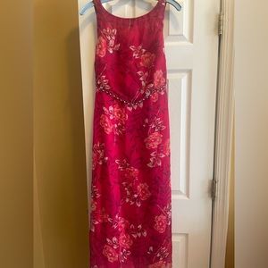 VINTAGE: formal floral dress. Prefect for a wedding